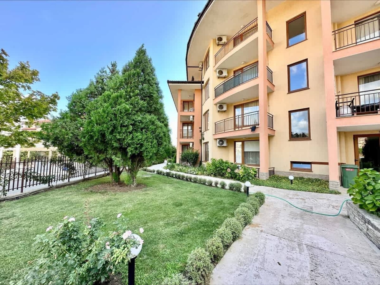 Cozy Studio in Panorama Dreams - Photo 32