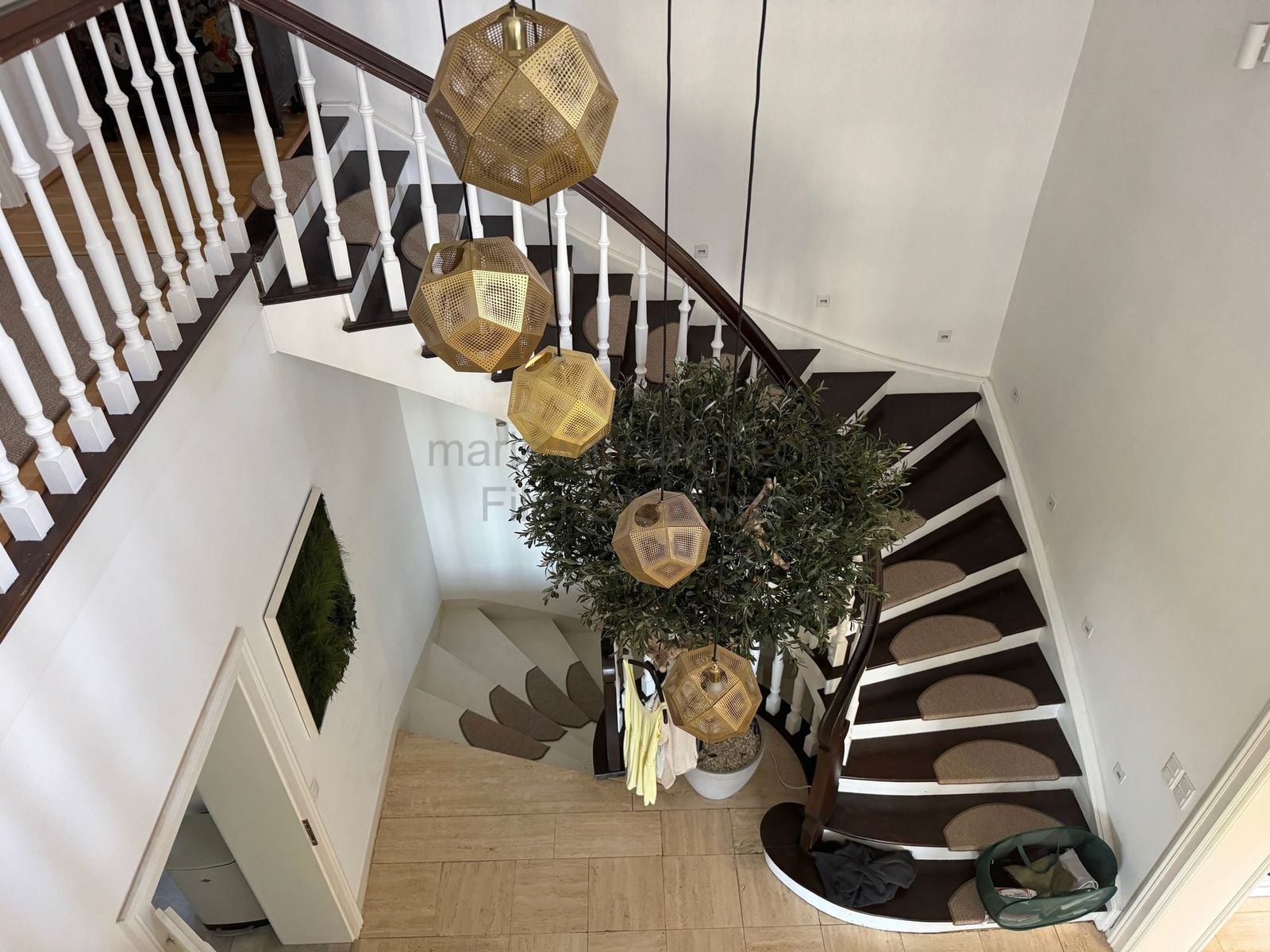 Location 516 - Photo 11