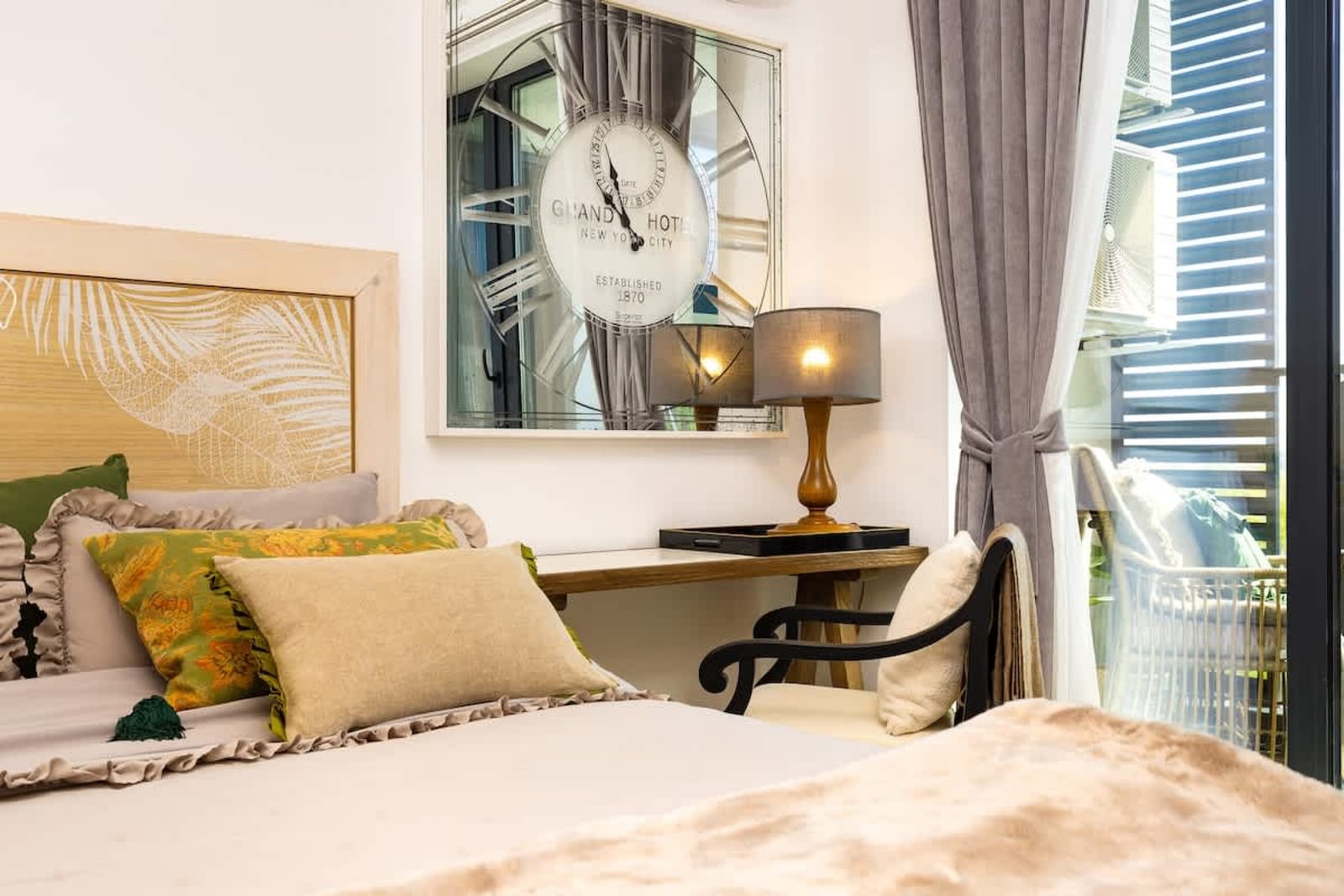 Exclusive One-Bedroom Retreat + Private Parking - Photo 6