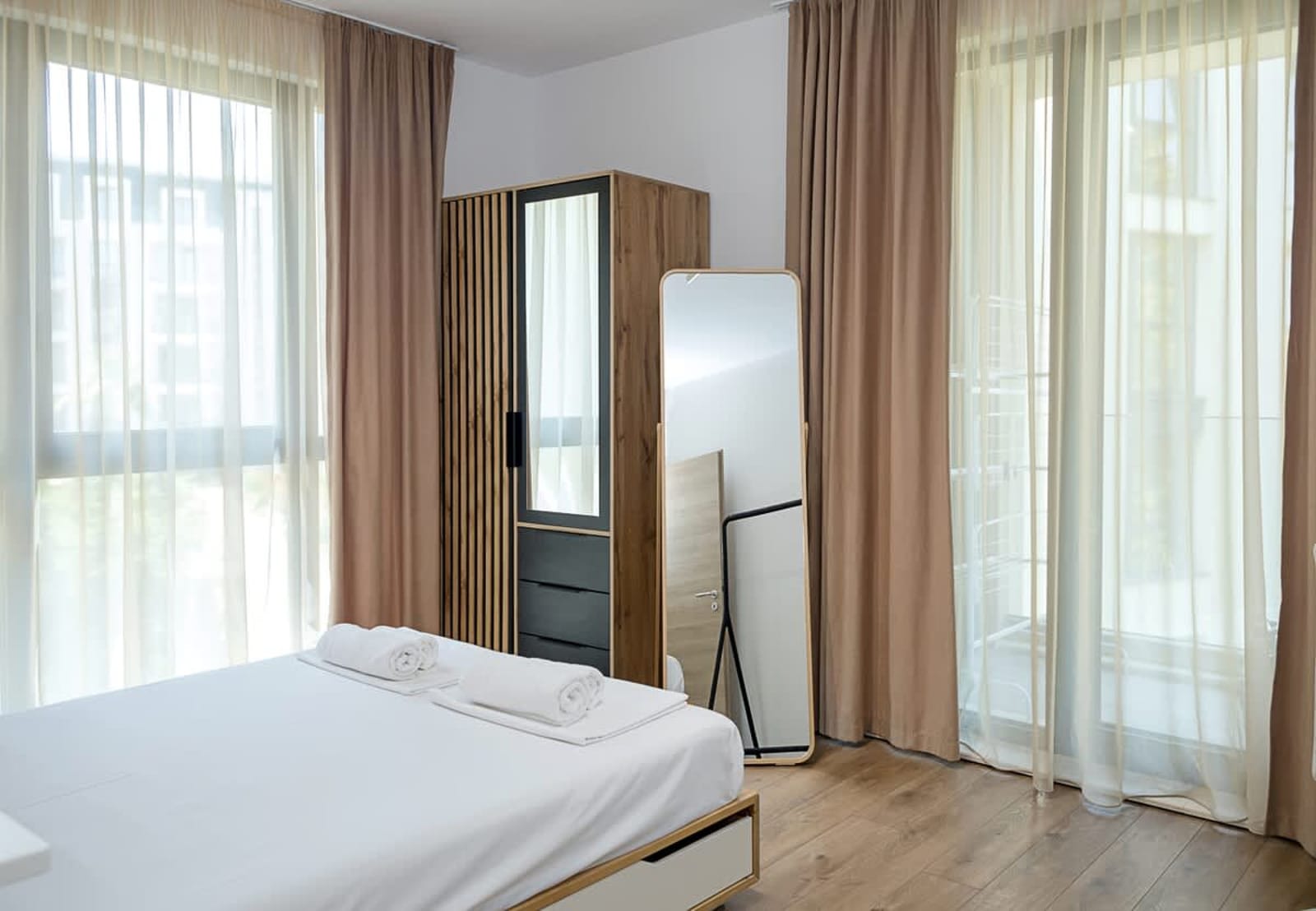 Modern 2-Bedroom Flat with Balcony in Azur Premium - Photo 14