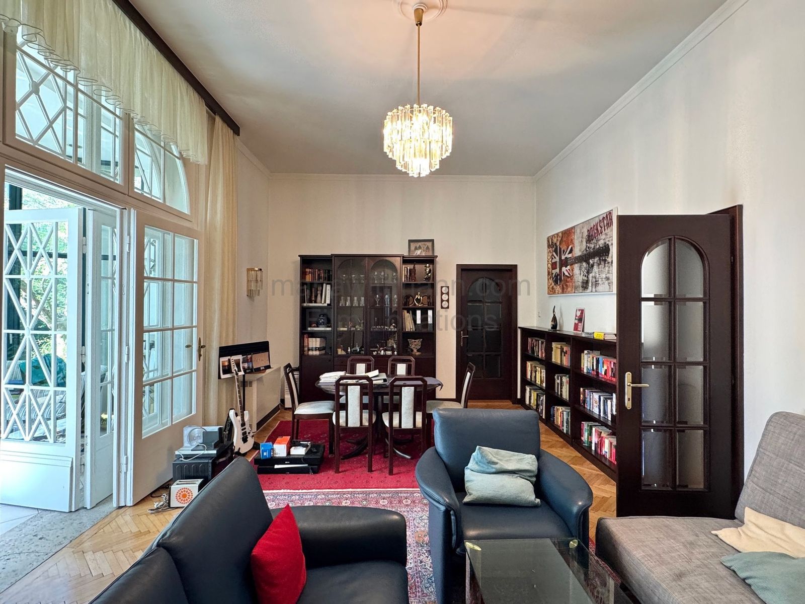 Location 490 - Photo 29