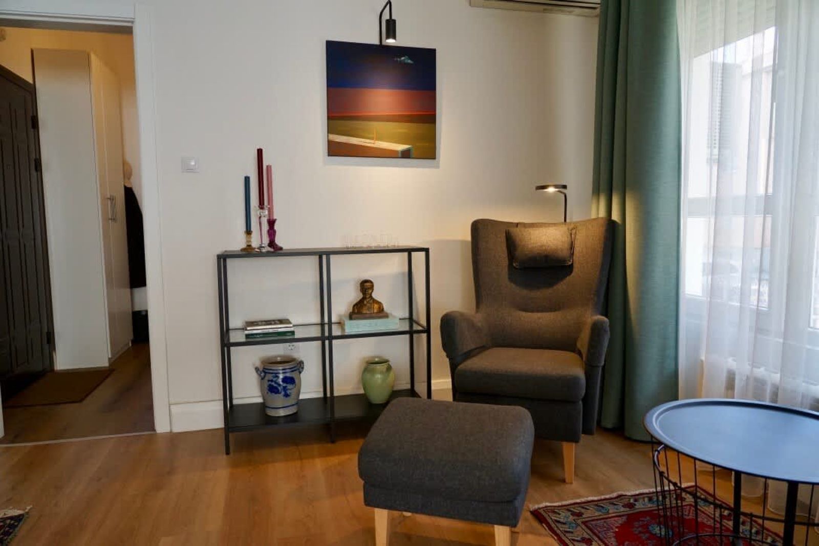 A French affair. With parking, style and elegance. - Photo 85