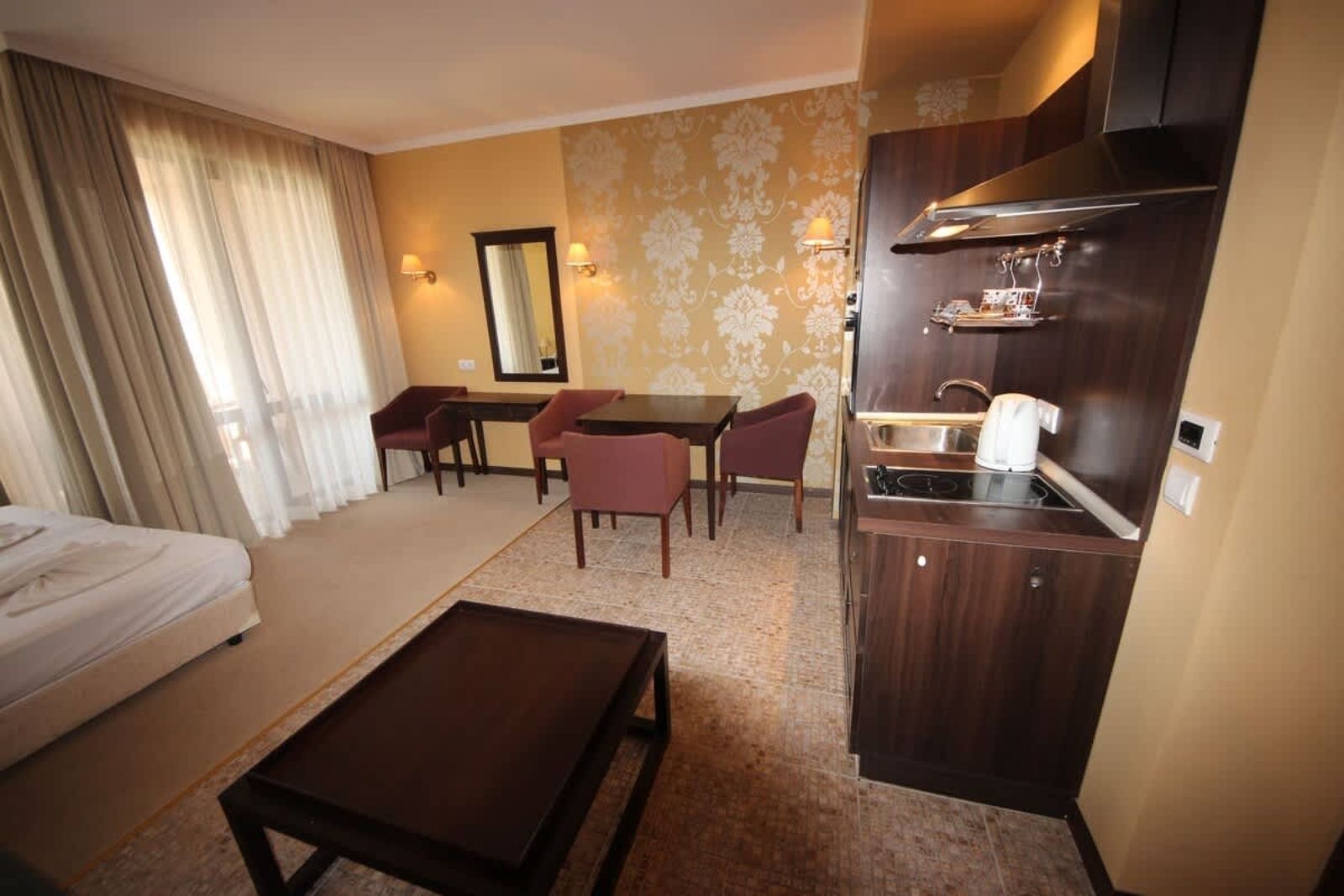 Royal Beach Cozy Studio - Photo 17