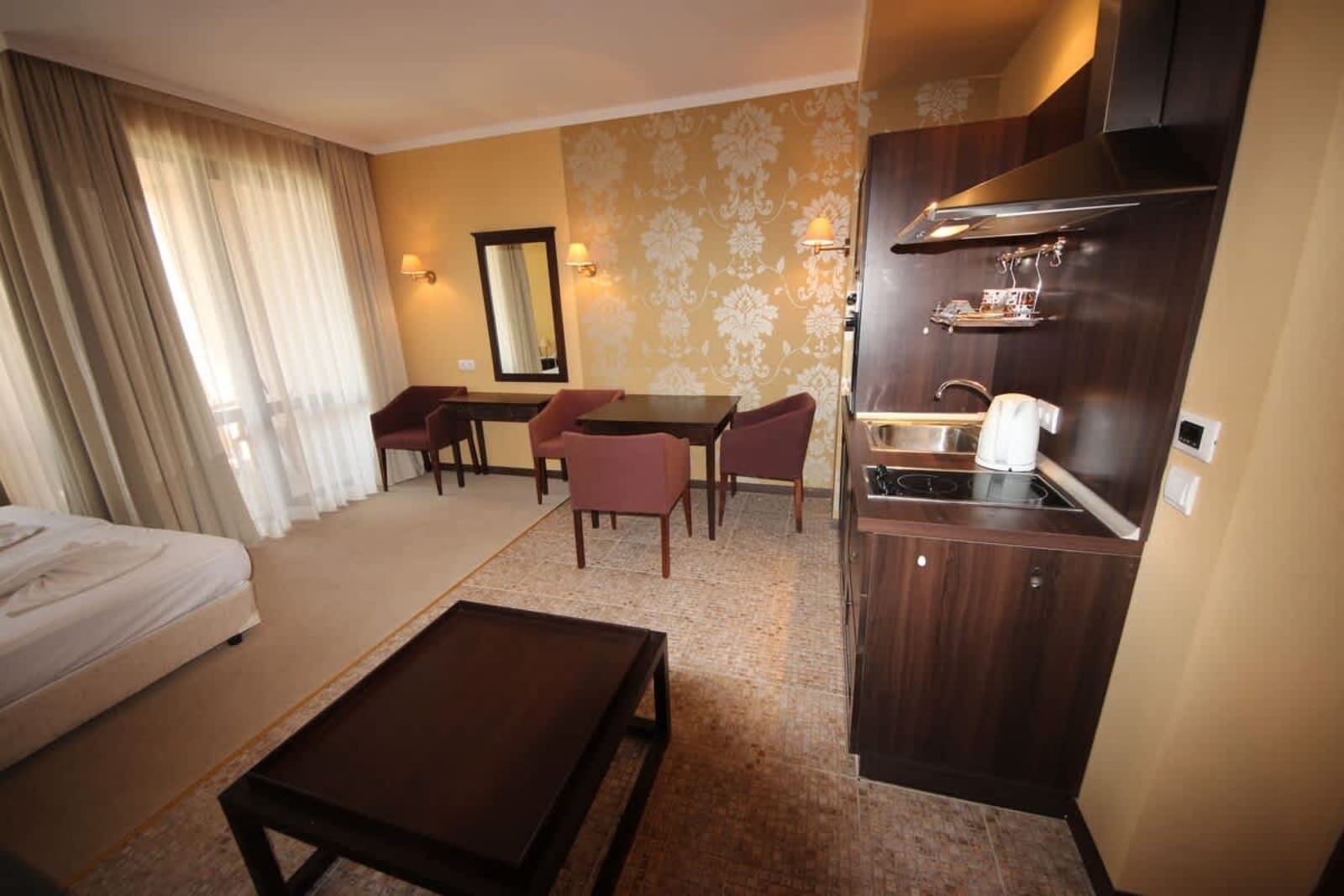 Royal Beach Cozy Studio - Photo 17