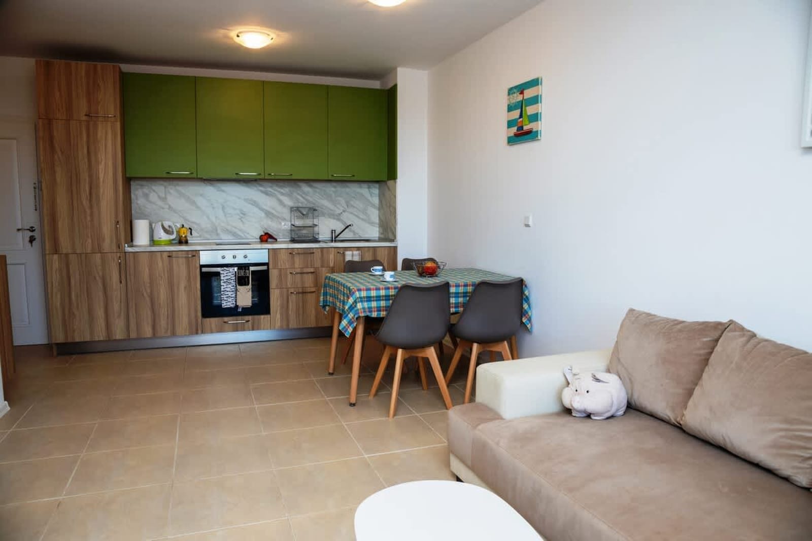 Green Life One-Bedroom Apartment with Sea View - Photo 6