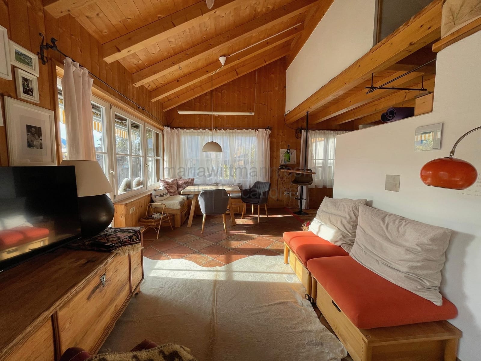 Location 515 - Photo 9