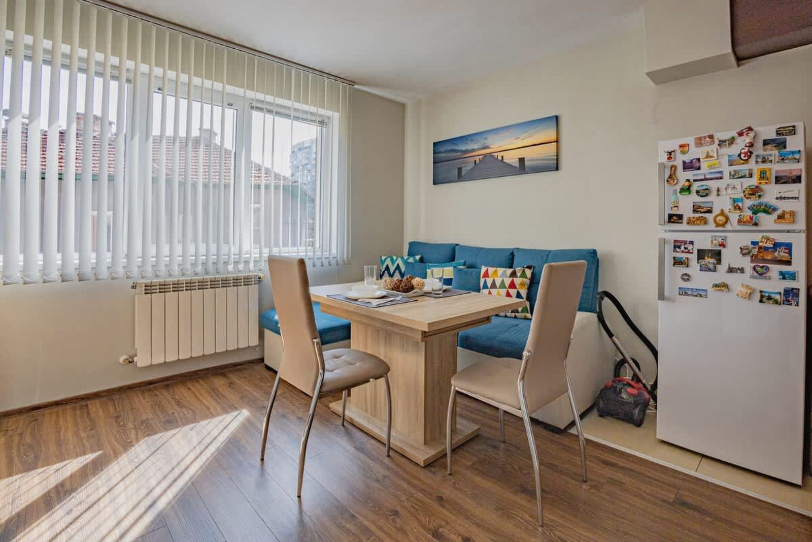 Modern 1BR Apt – Top Location, 4 min to Metro - Cover Photo