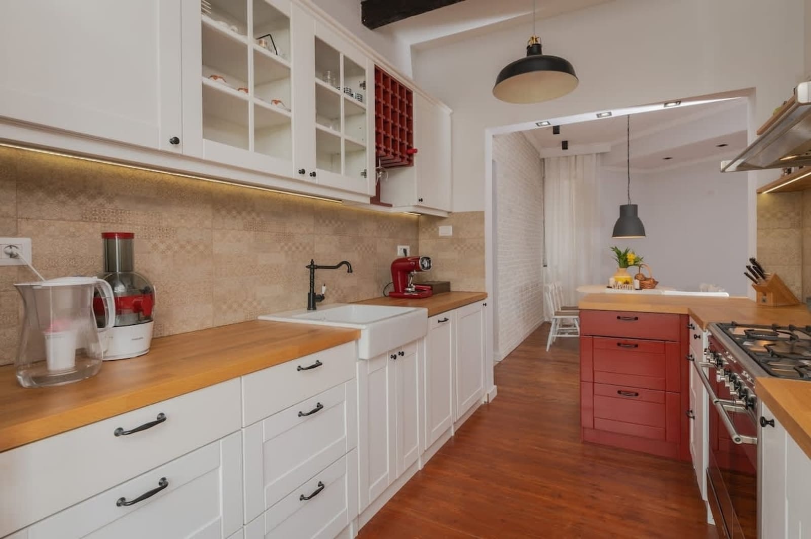 Flamingo Flat /Two-bedroom with Balcony\ - Photo 21