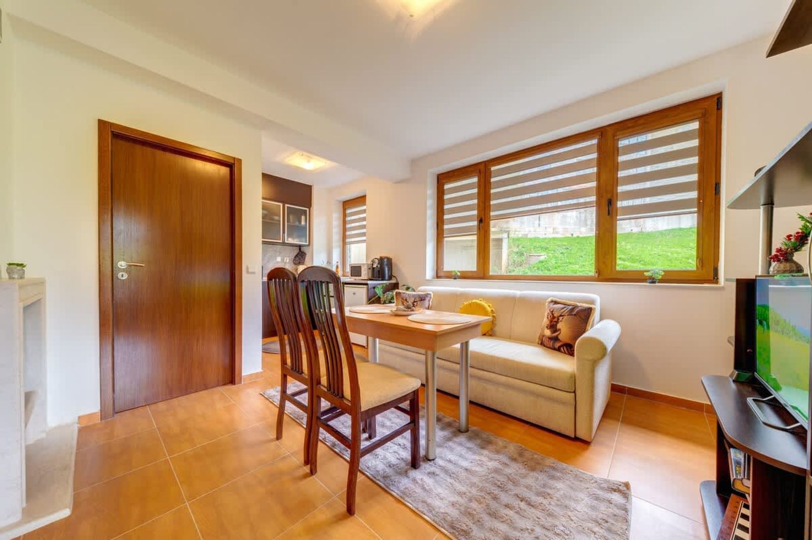 Pamporovo Palace  2BD next to the Ski Slopes - Cover Photo