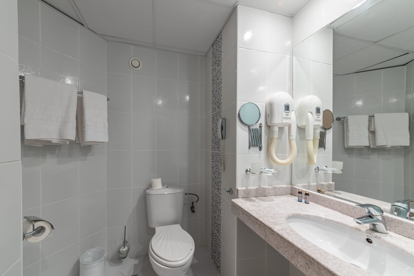 Slavuna Hotel - Photo 18