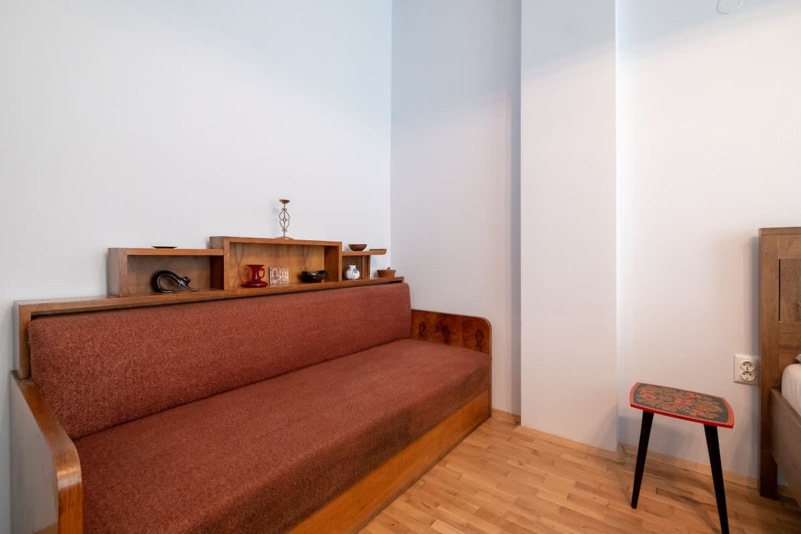 Urban Haven Retreat - Photo 13