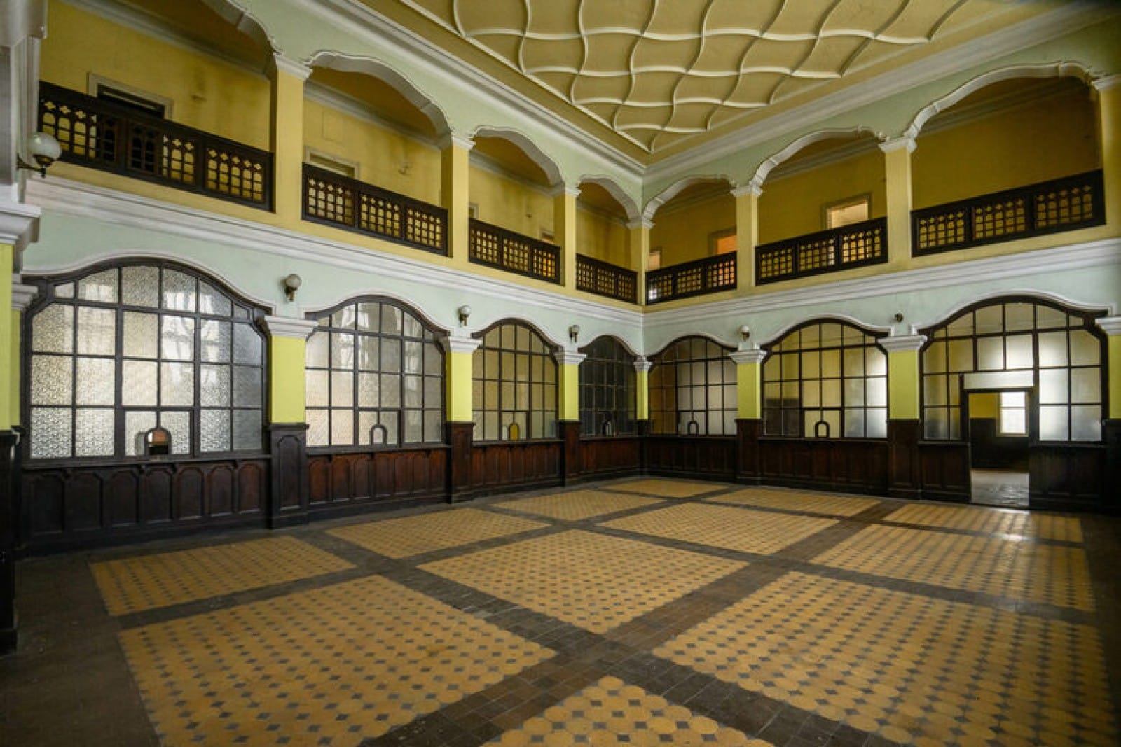 Period train station from the turn of the 20th Century_17