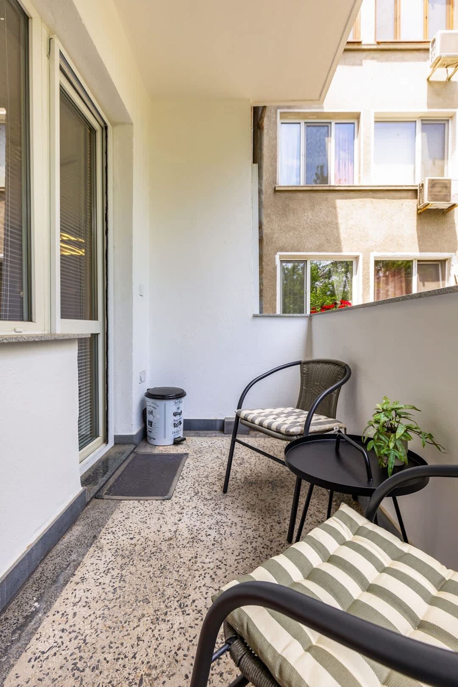 Spacious 2BD Apartment in Central Plovdiv - Photo 31