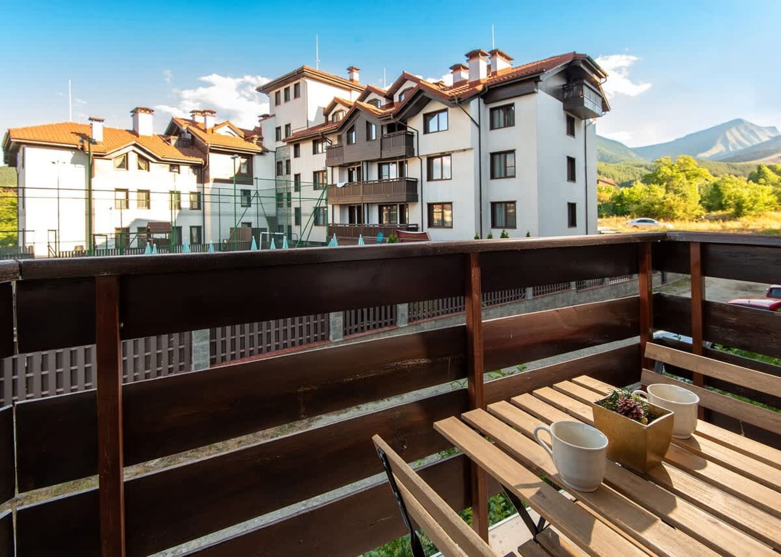 Cozy Mountain-View Apartment in Belmont, Bansko - Cover Photo