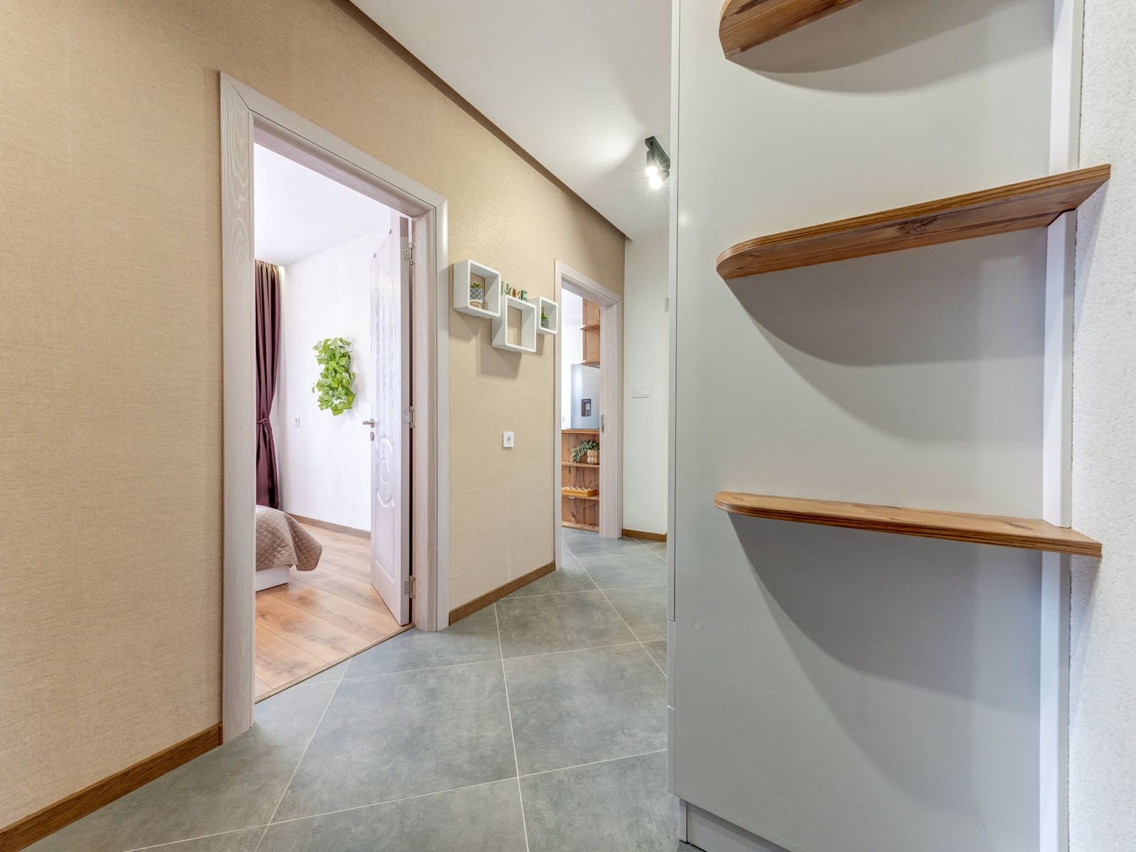 Stylish 1BR in the Heart of Town - Photo 5