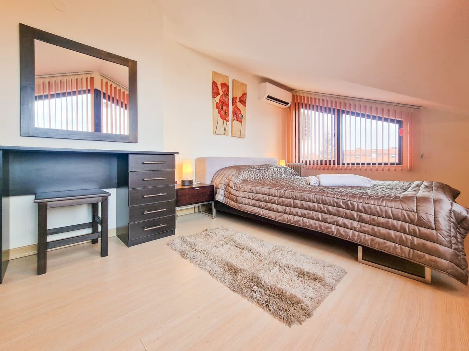 Glazne River View - 2BDR | 2BTHR Flat with a View - Photo 2