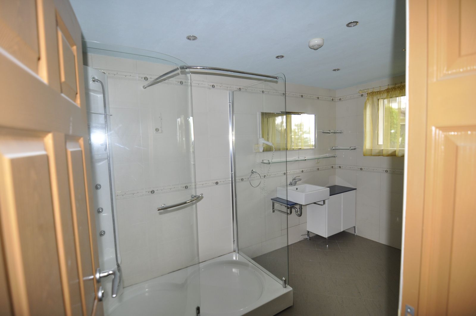 The Mosaic House - Photo 30