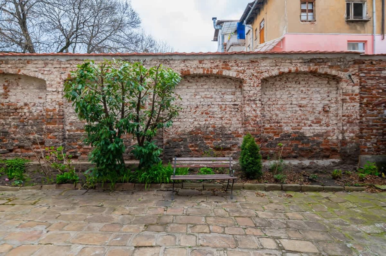 Hristina Tsar Simeon · 2BD flat near Serdica II station - Photo 16