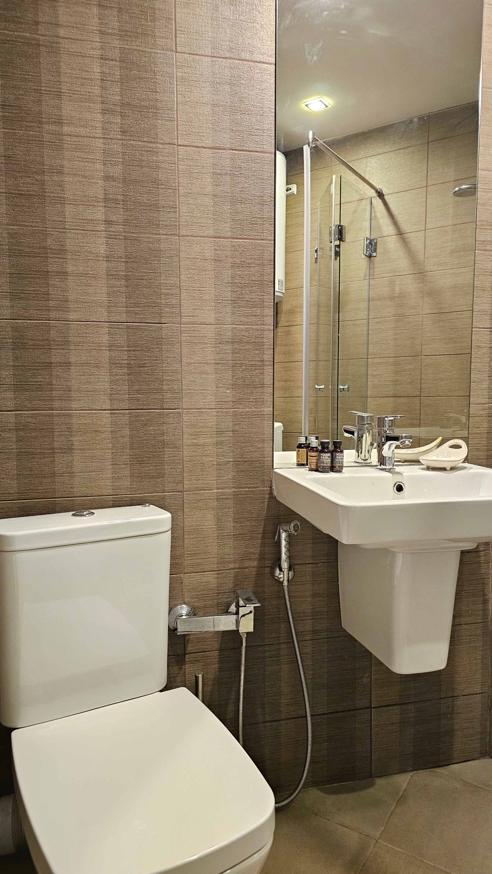 Cozy 2BD Flat near Serdika Center | Fast Wi-Fi - Photo 37