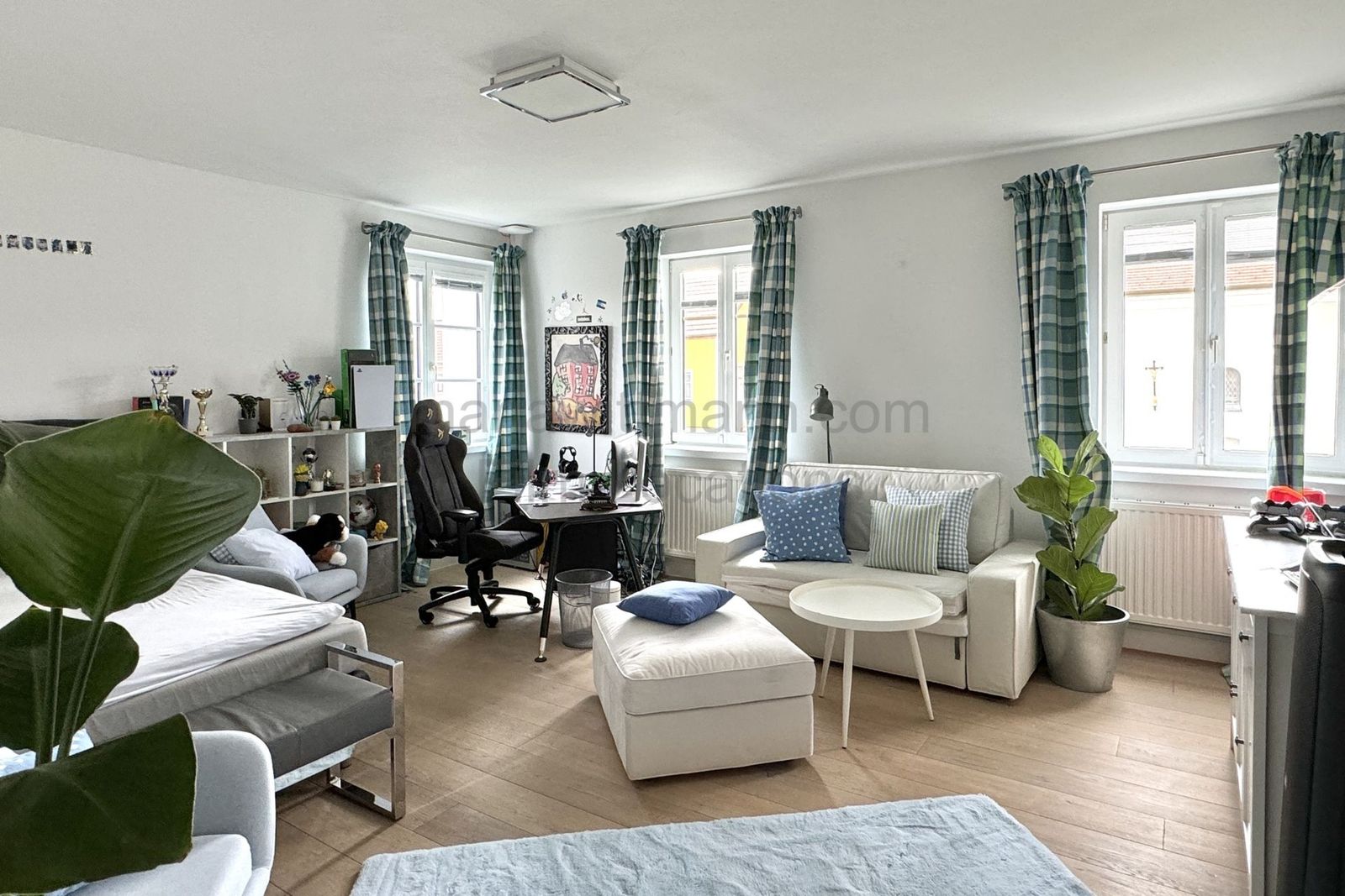 Location 270 - Photo 11