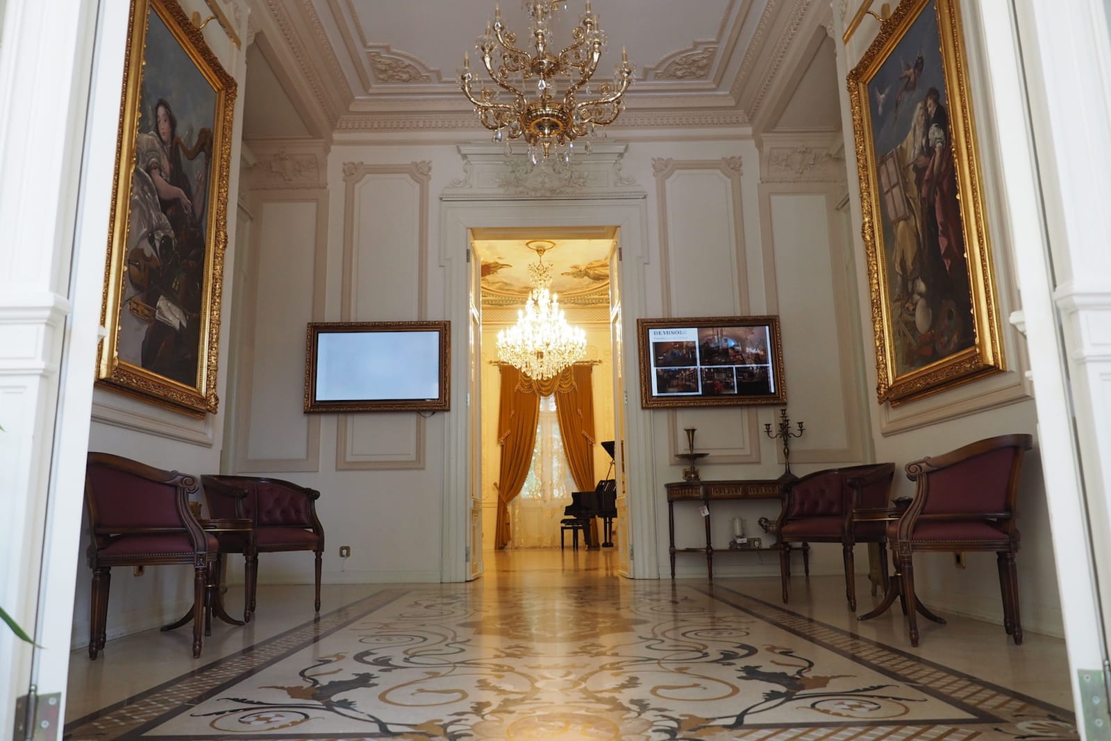 Noblesse Palace - Photo 7