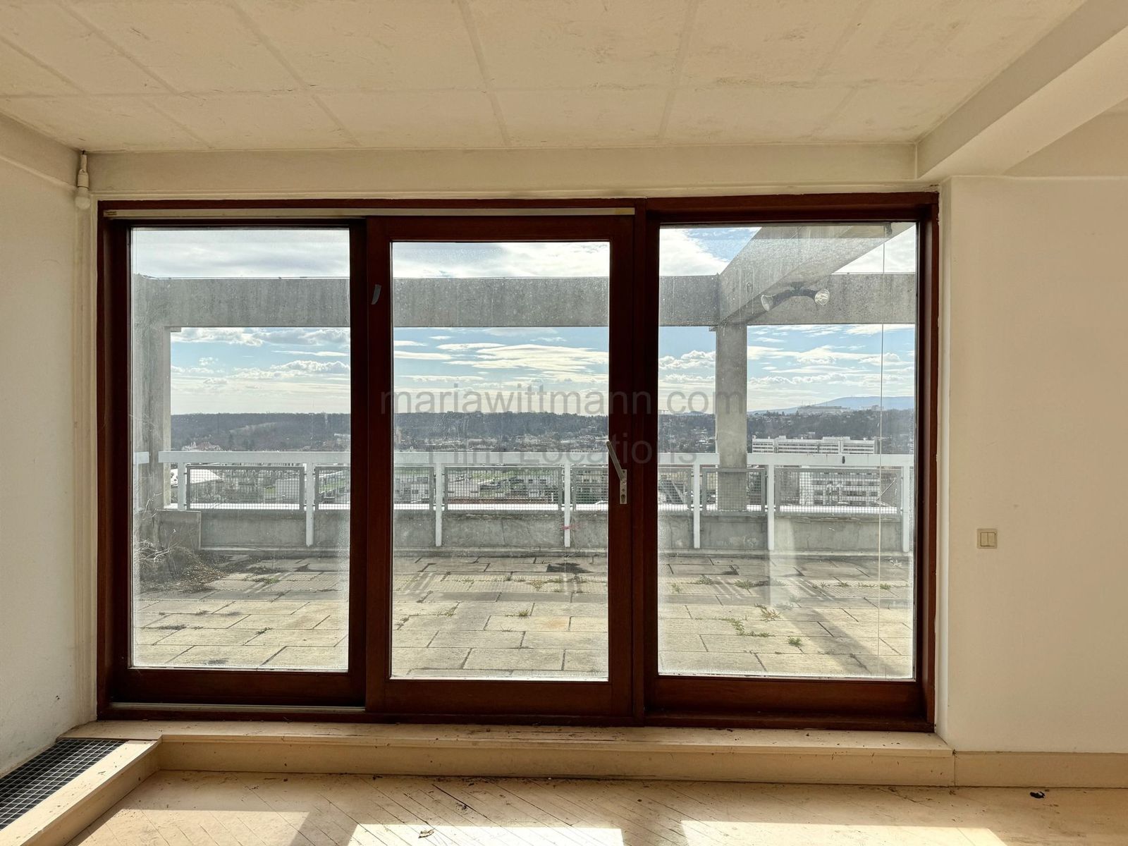 Location 370 - Photo 9