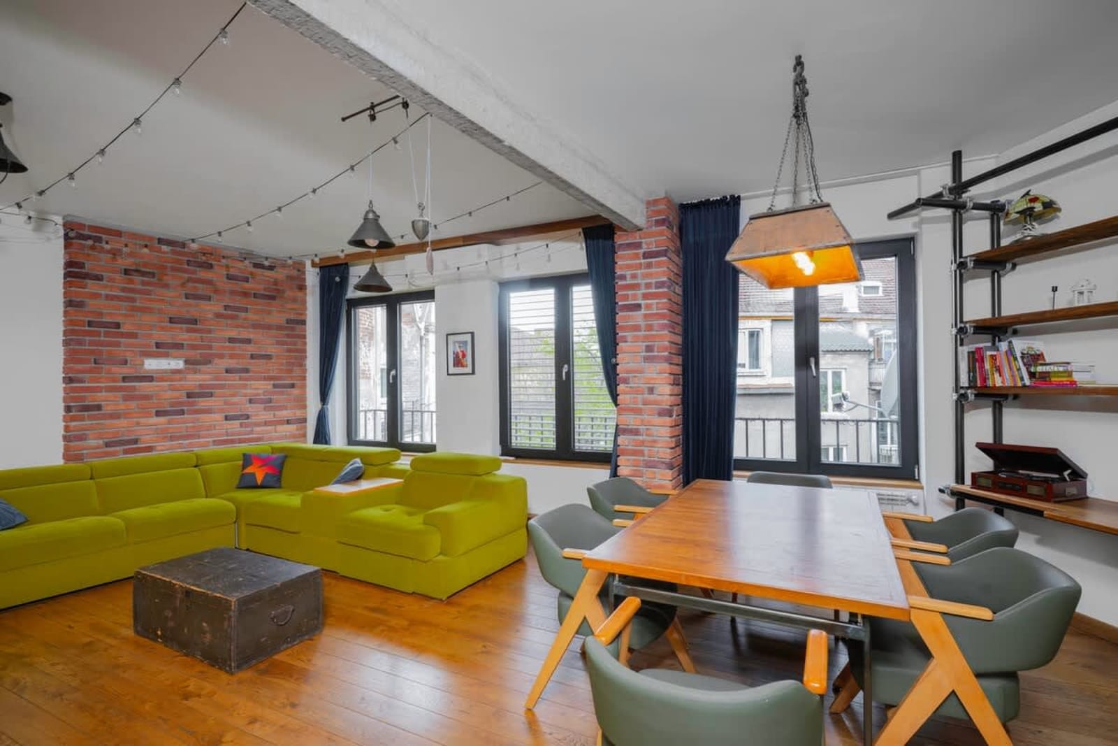 Central 3BD w/ Fast Wi-Fi | 2 min to Vitosha Blvd - Photo 8