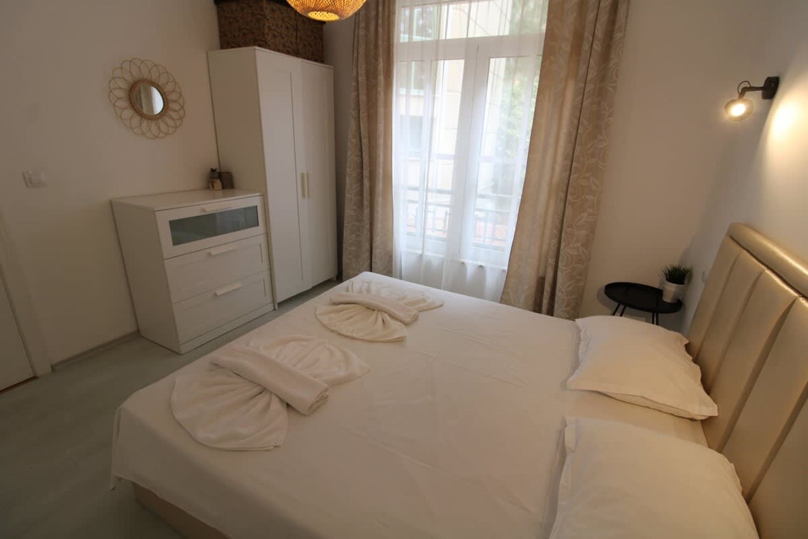 Cozy 2 bedroom apartment in Flores Garden - Photo 15