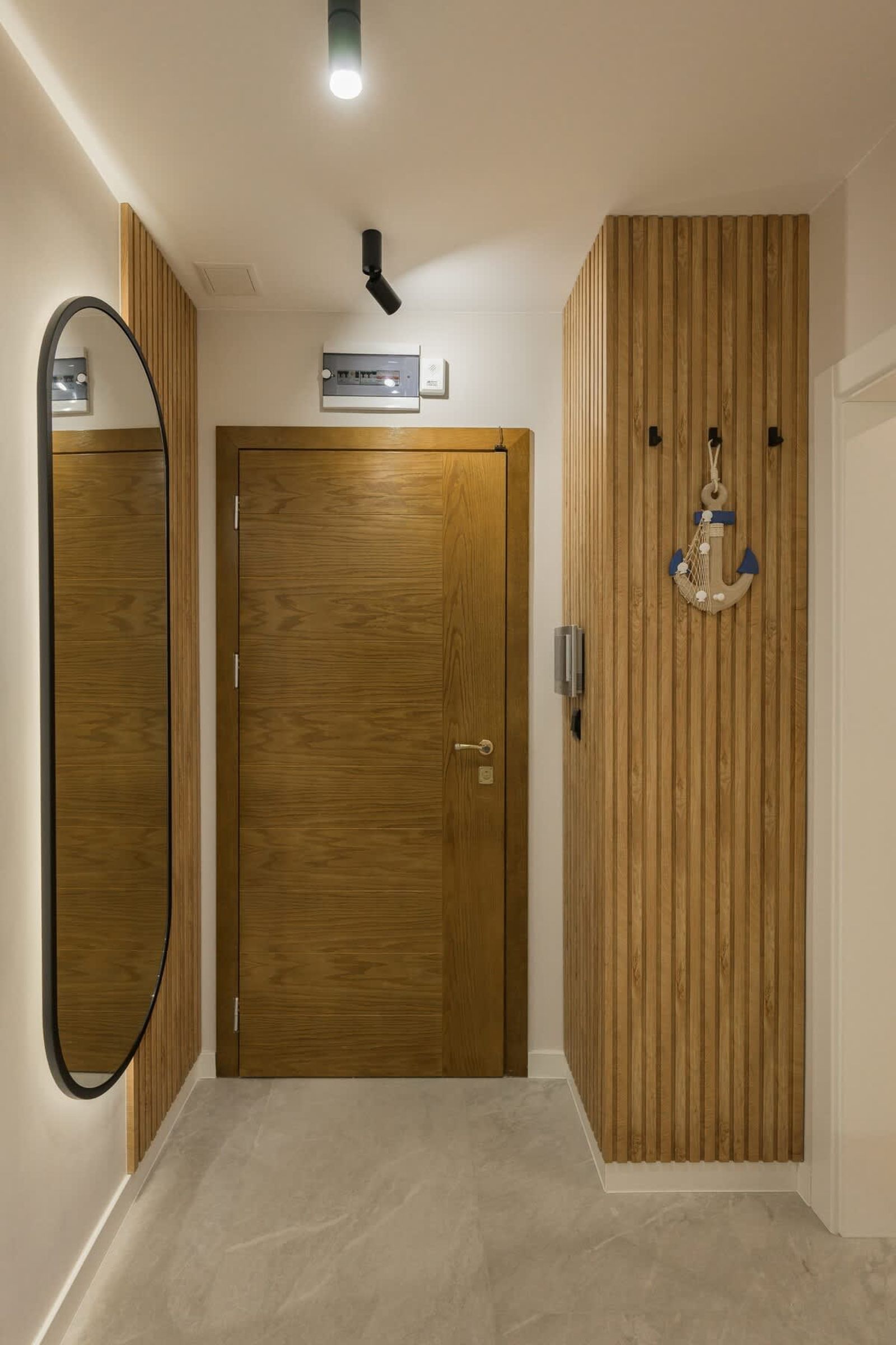 Modern Apartment in Top Center | Steps from Beach - Photo 25