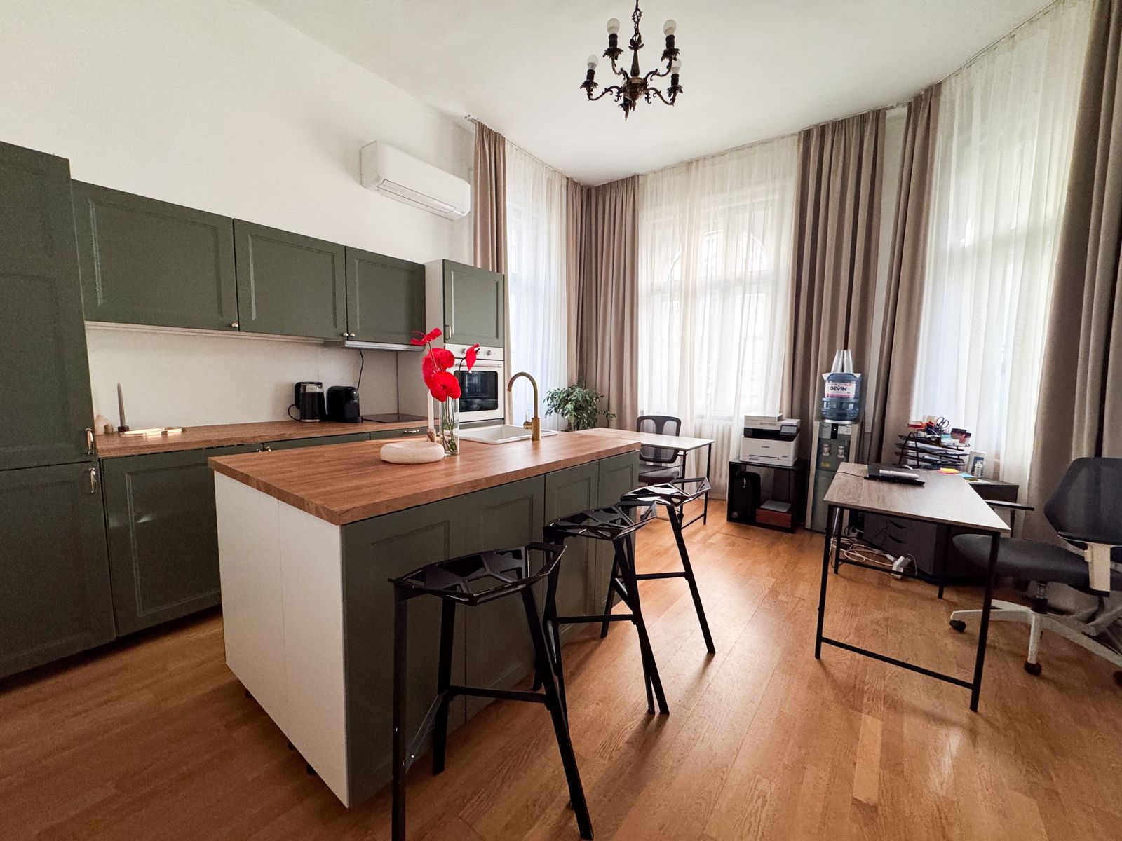 The Filmmaker's Factory - Photo 49