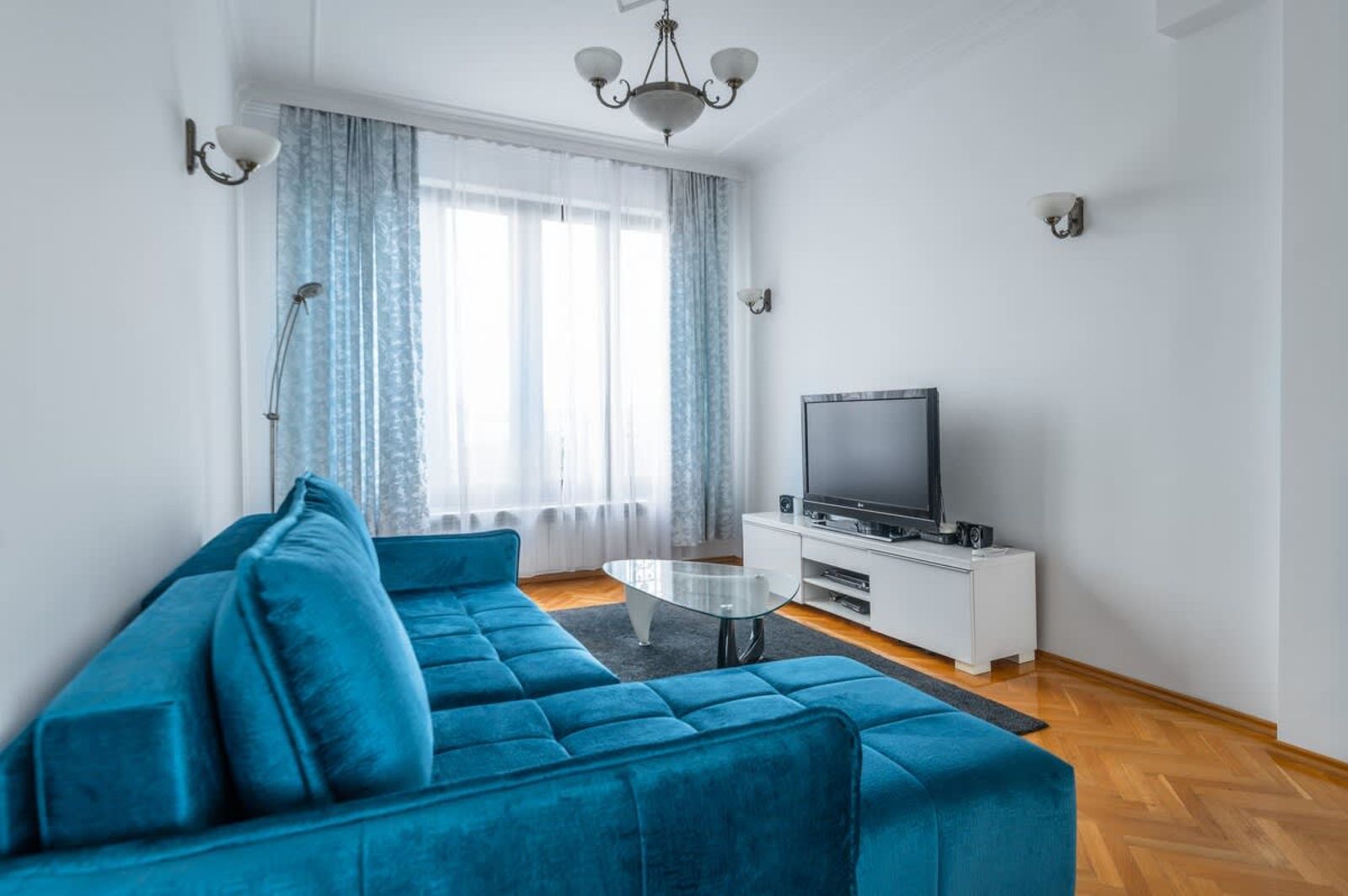 Vitosha Str 2BD White &amp; Blue Apt - Photo 7