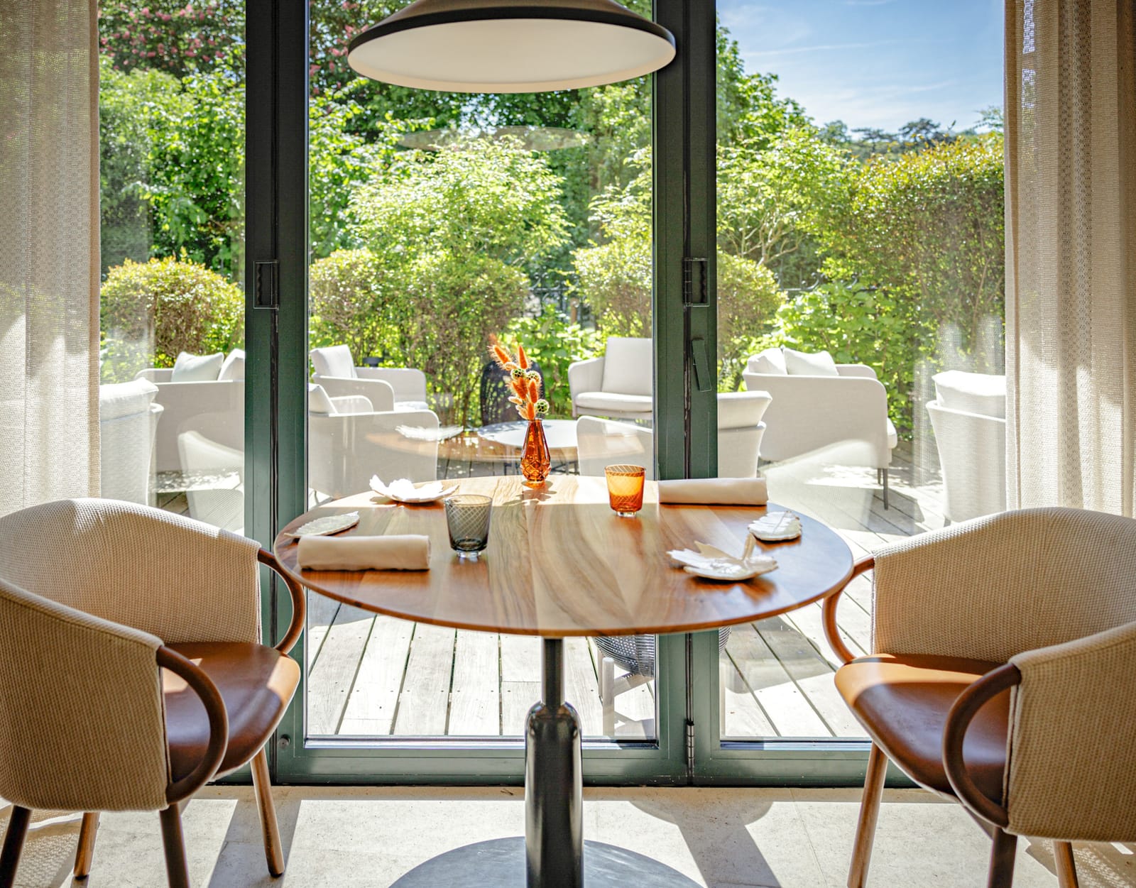 Le Corot restaurant - A Michelin star restaurant in the vaults of the property, with an elegant setting - Photo 6