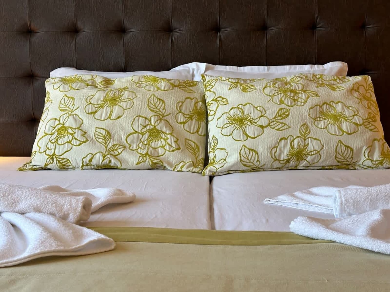 Cozy two bedroom in Royal Beach - Photo 40