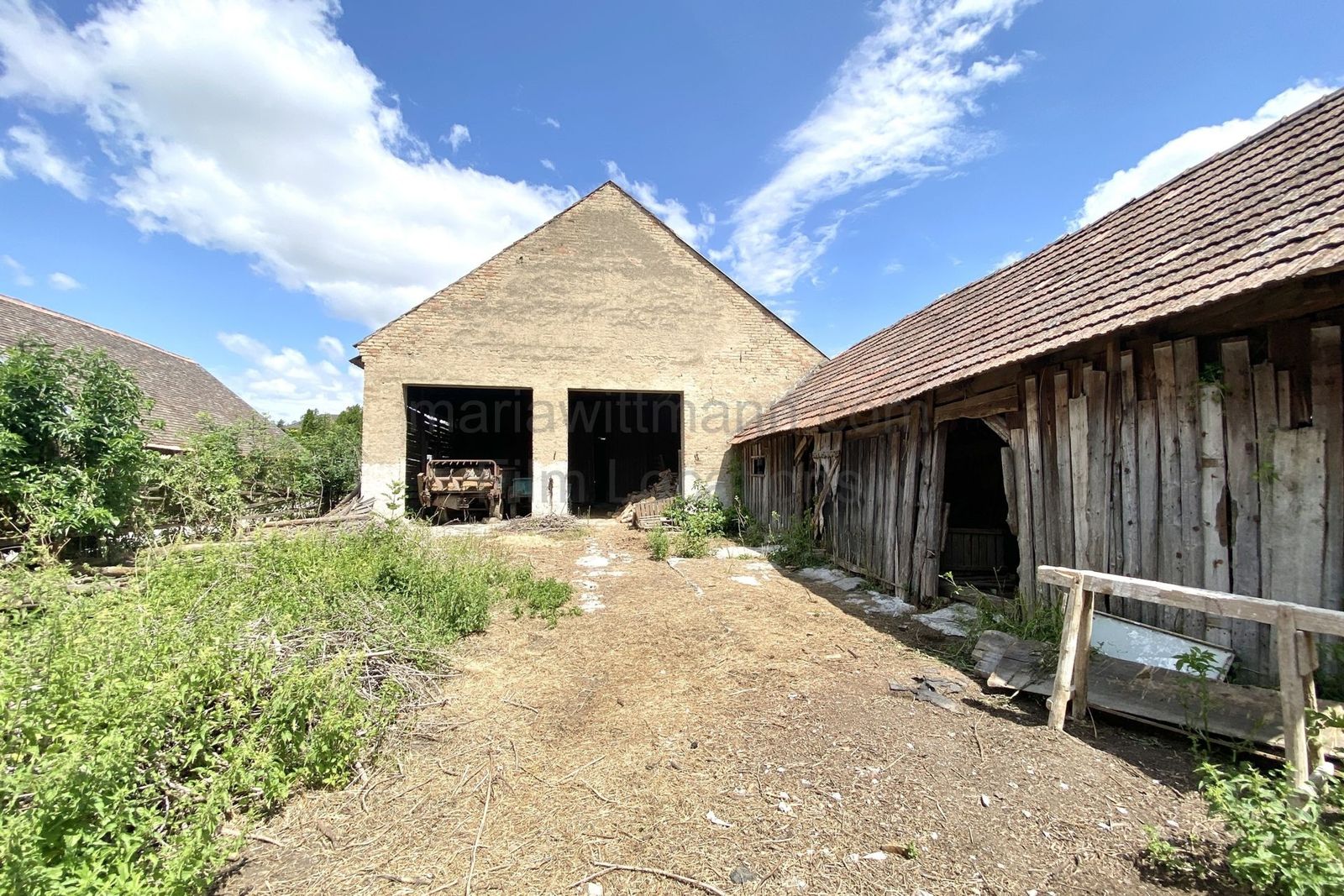 Location 246 - Photo 8