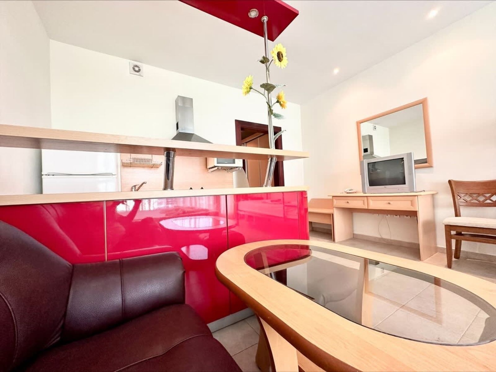 Miramar Palace Family Studio - Photo 40