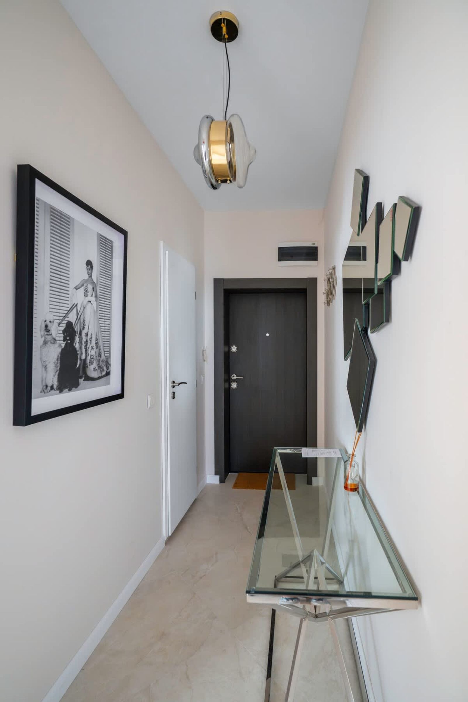 New With The Best View - 2BD Bright Flat Near NDK - Photo 7