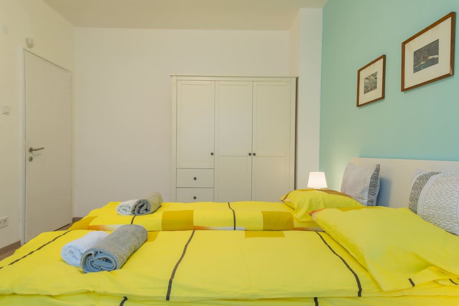 CHIC and Spacious Apartment in Central Sofia - Photo 15