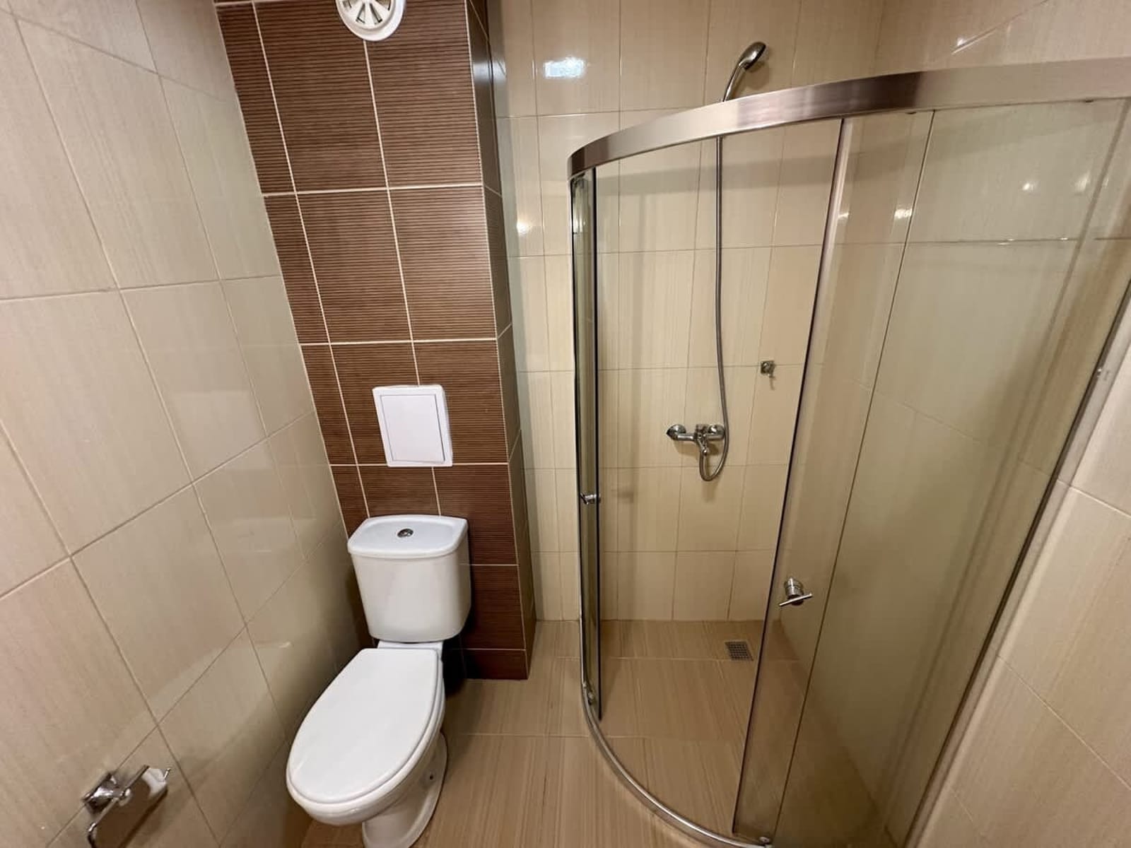 Cozy pool view studio  Sunny View Central - Photo 35