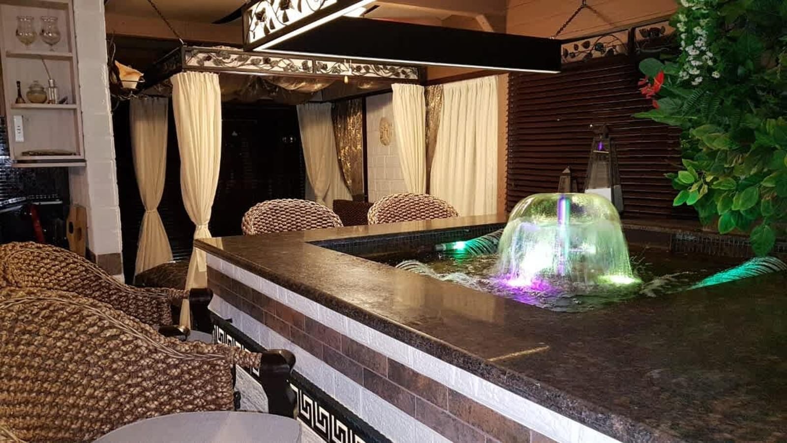 Under the Stars - Lux. Penthouse w/ POOL + Terrace - Photo 67