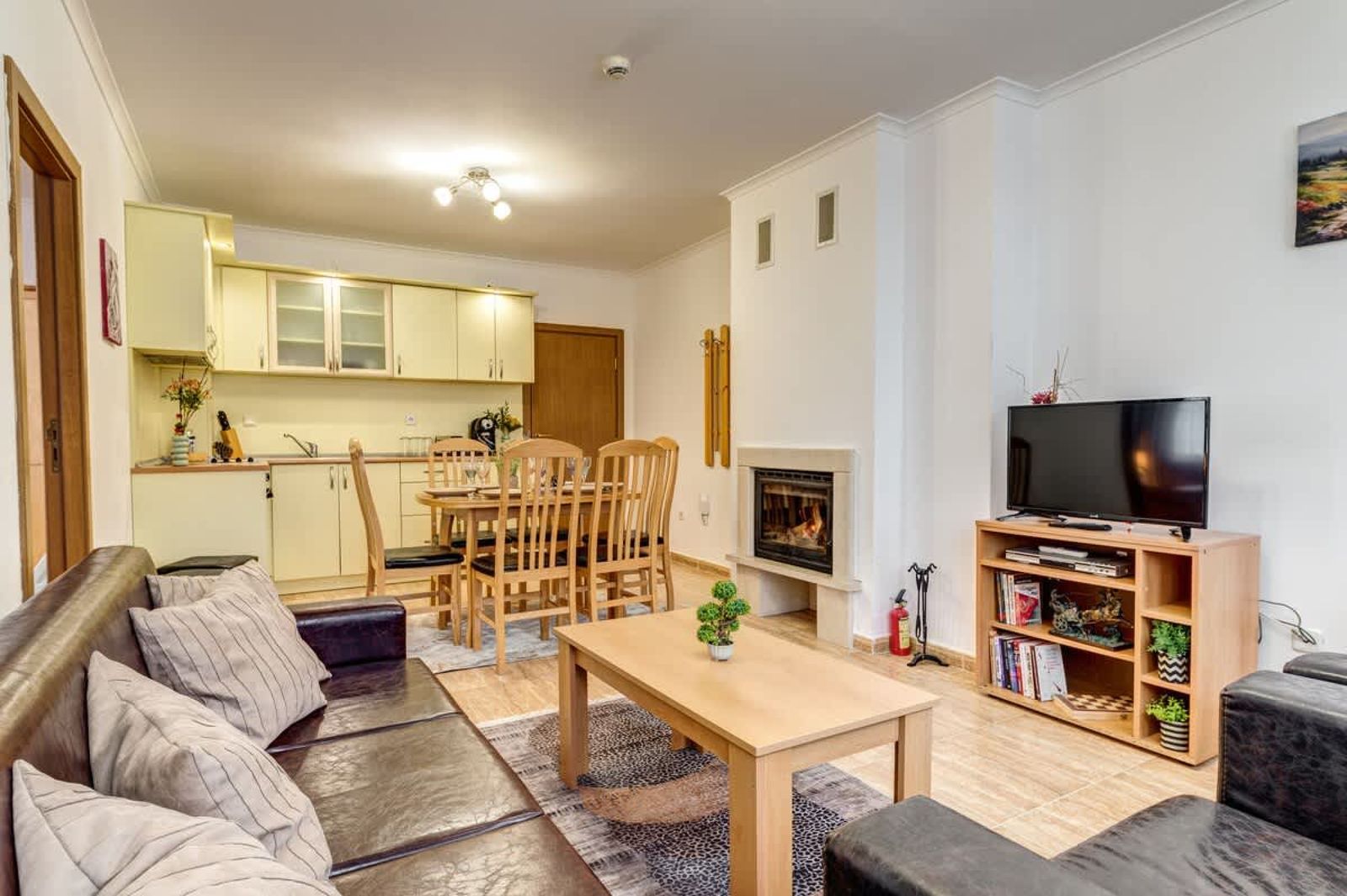 Alpine Haven 2-Bedroom Escape in Pamporovo - Photo 3