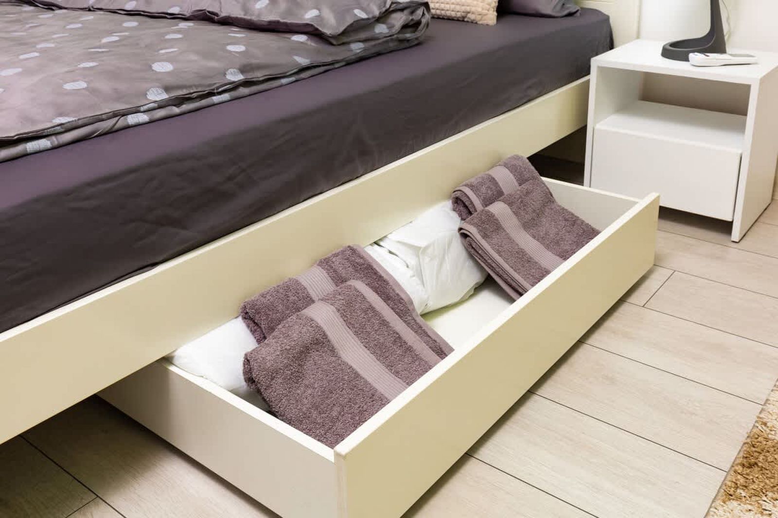 Radiant Retreat: Bright 1BD Haven in Plovdiv - Photo 22