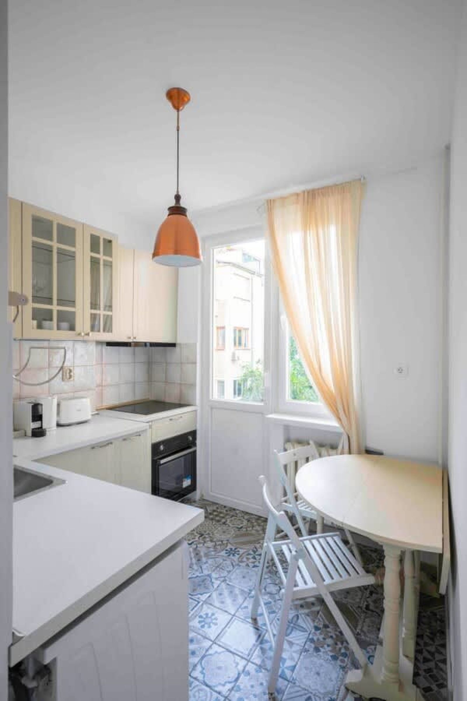 Quiet and Central: 1BD Next to NDK &amp; Vitosha Blvd - Photo 6