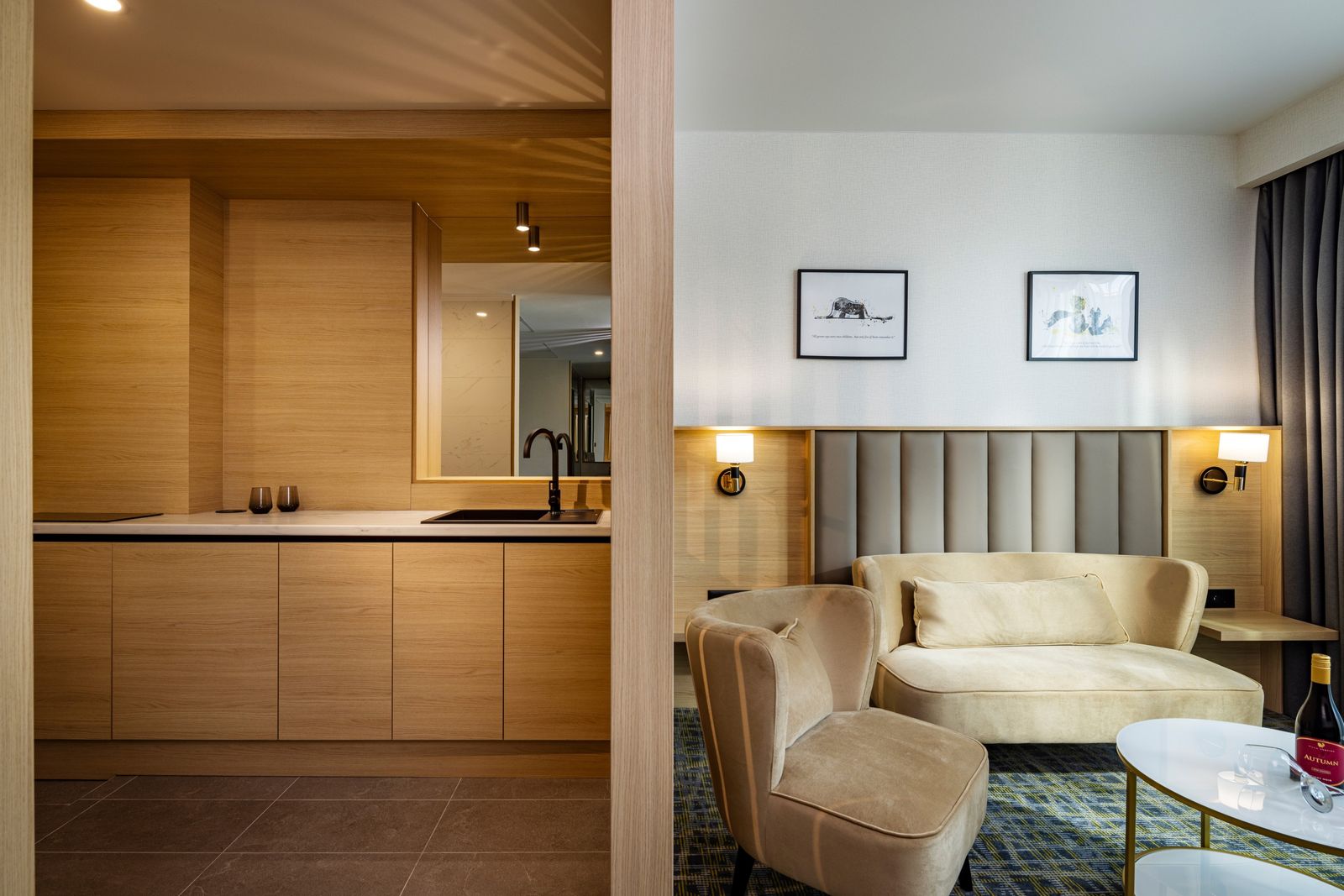 B1 City Hotel - Photo 13