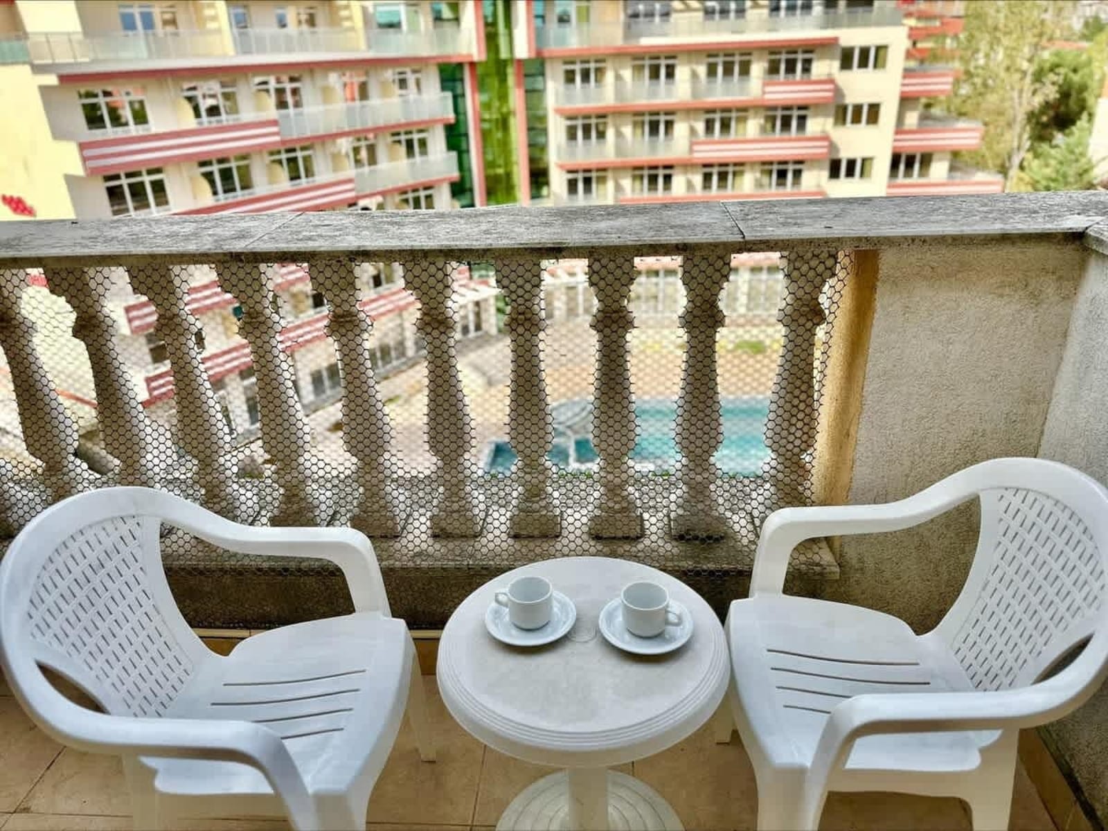 Cozy Apartment with Balcony  Royal Sun - Photo 27