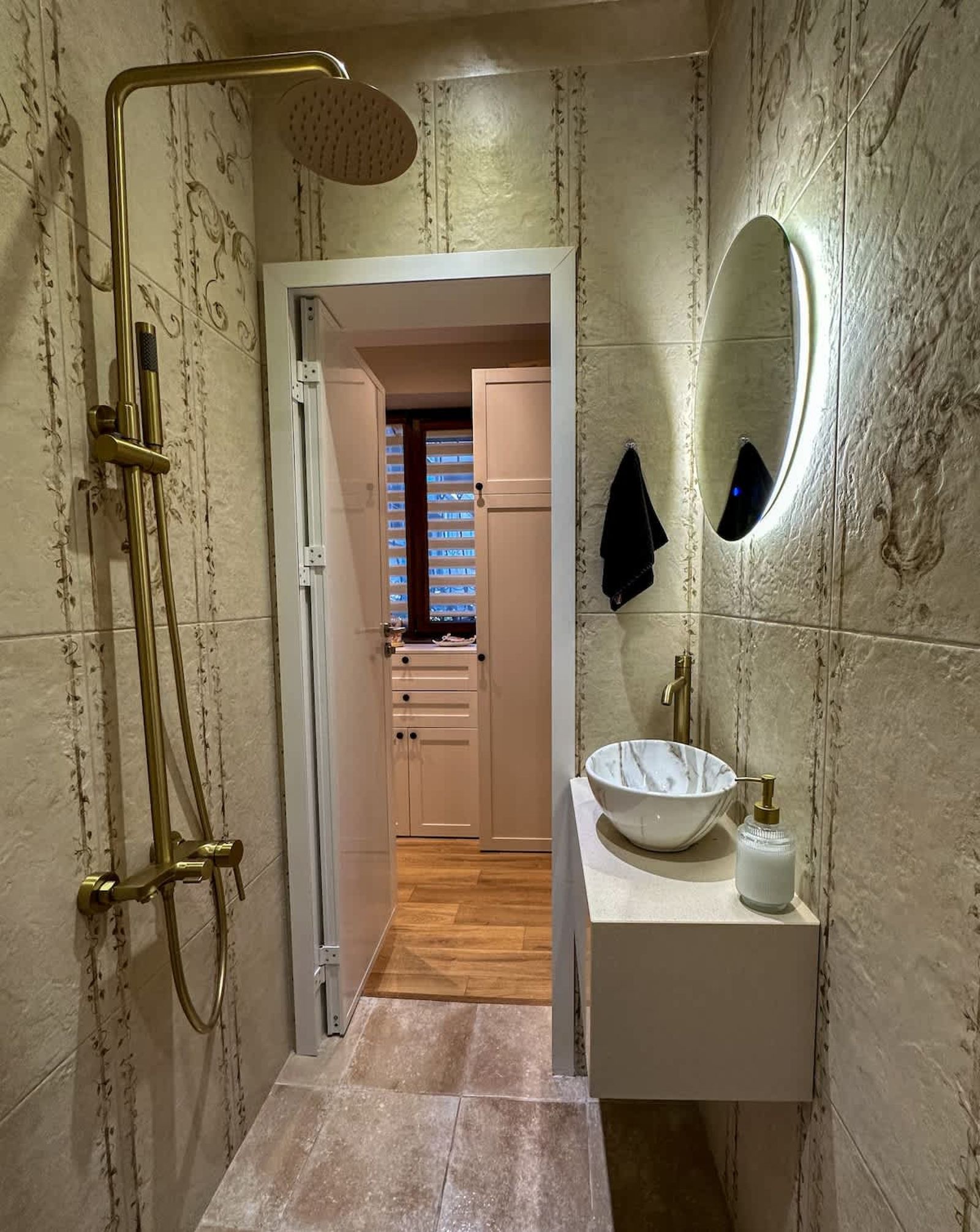 Heart of Sofia Apartment - Photo 16