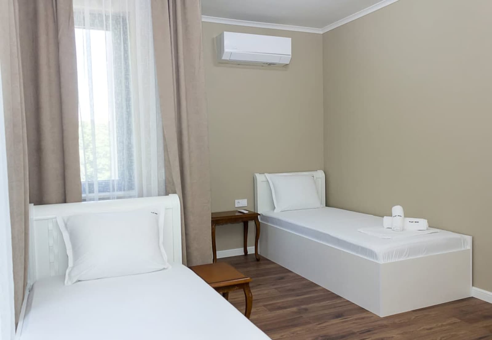 2BD Home In The Heart Of Varna with Parking - Blue - Photo 13