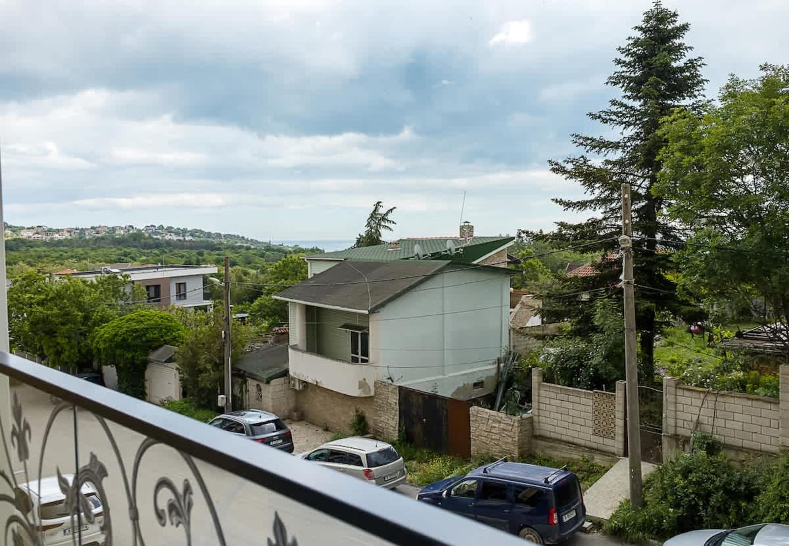 Stylish Studio with Balcony – Bella Vita, Varna - Photo 4