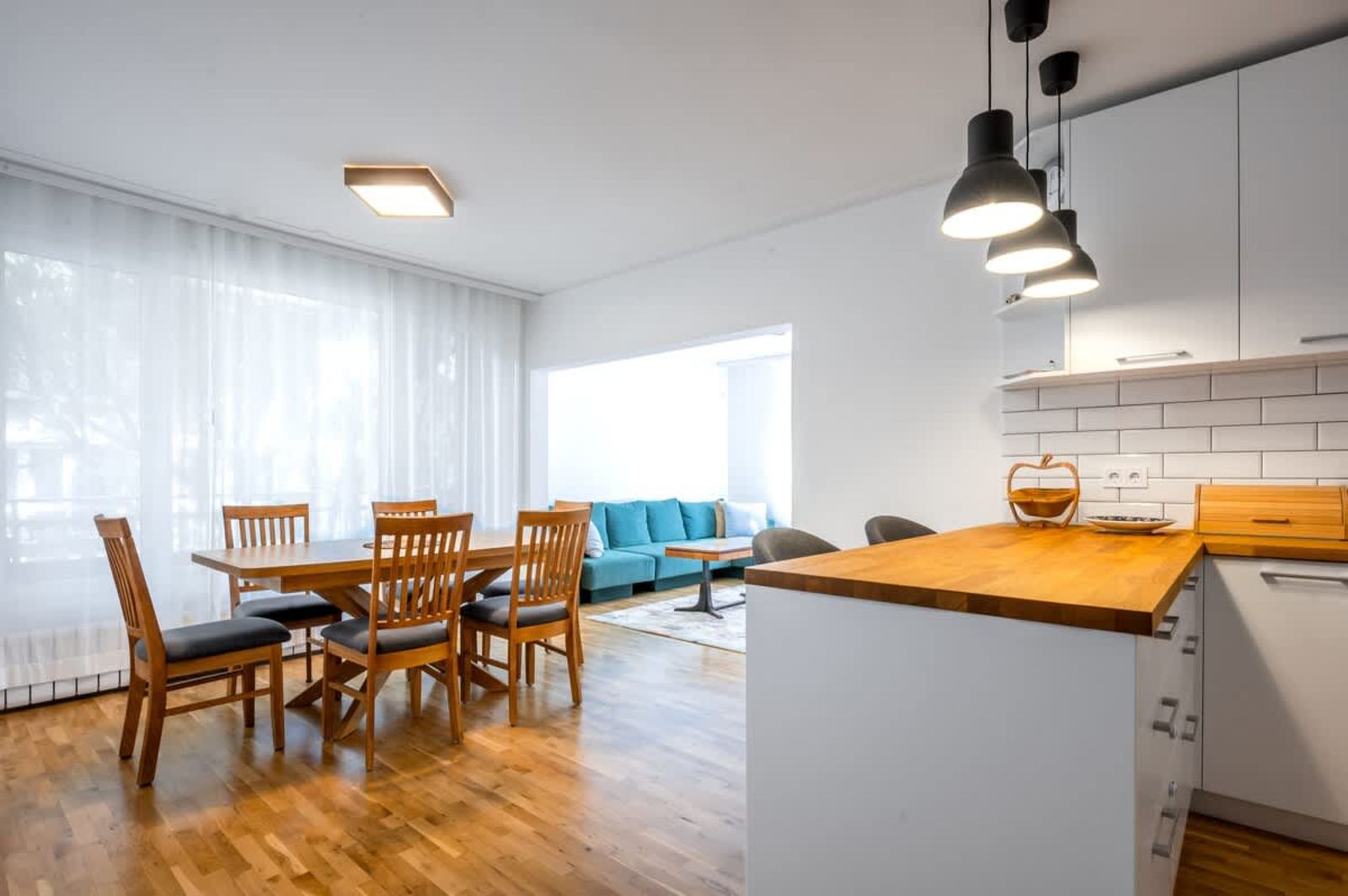 Spacious 1BD Flat in Lozenets: Modern &amp; Central - Cover Photo