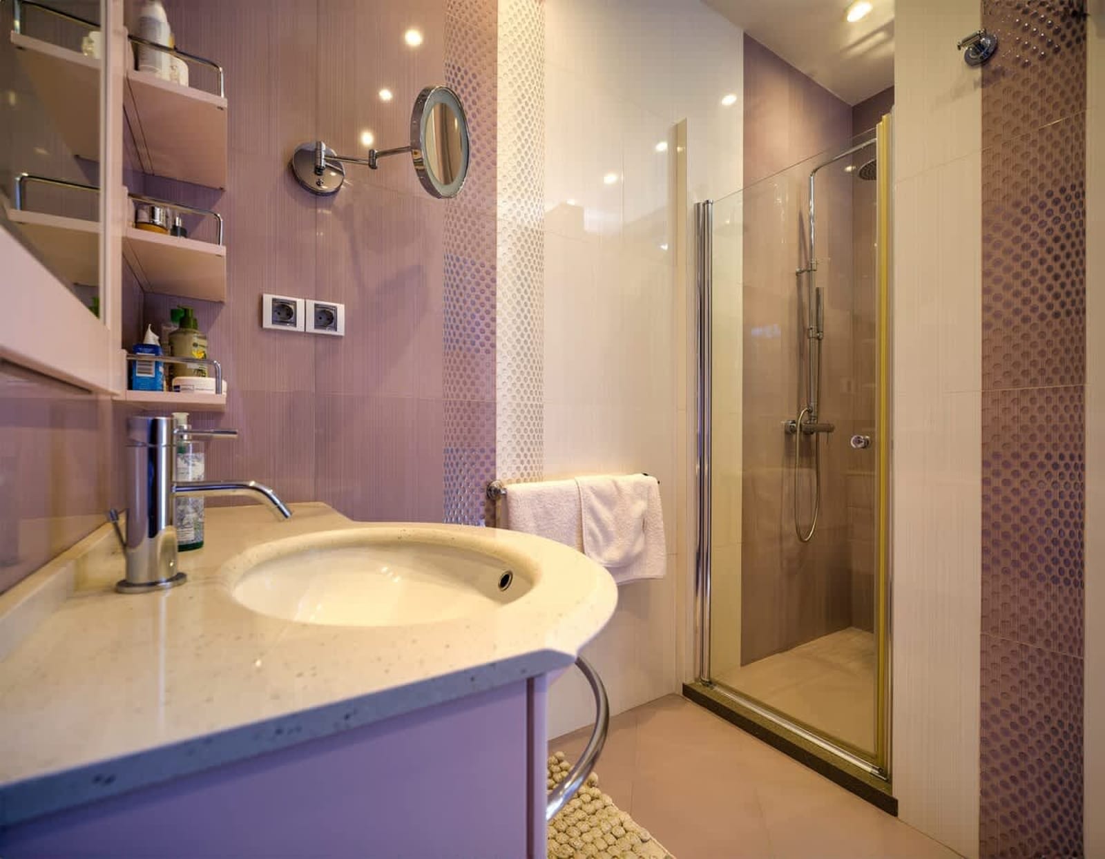 Luxury Villa with Pool- 4 Bedrooms in BlackSeaRama - Photo 8