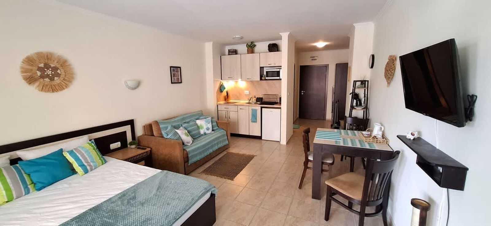 Stunning Sea View Studio in Elenite - Photo 7